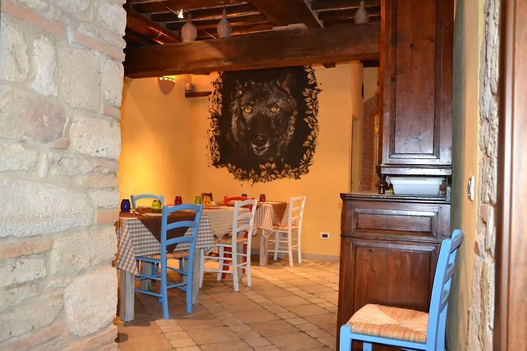 Il Borgo Del Lupo Villa Sarteano Farm stay