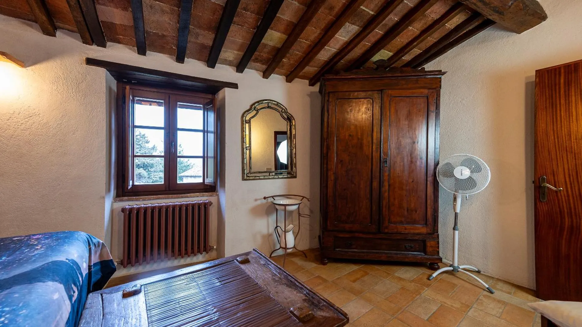 Il Borgo Del Lupo Villa Sarteano Farm stay