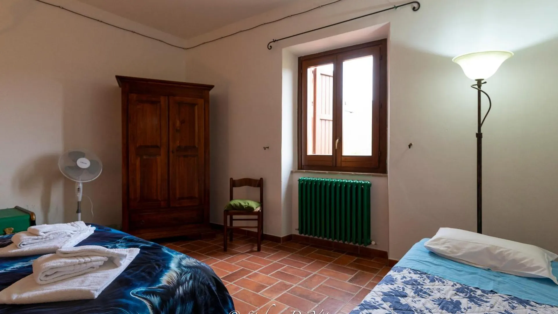 Il Borgo Del Lupo Villa Sarteano 0*,  Italy