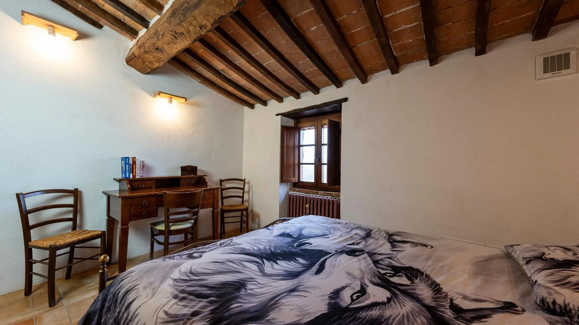 Il Borgo Del Lupo Villa Sarteano Farm stay