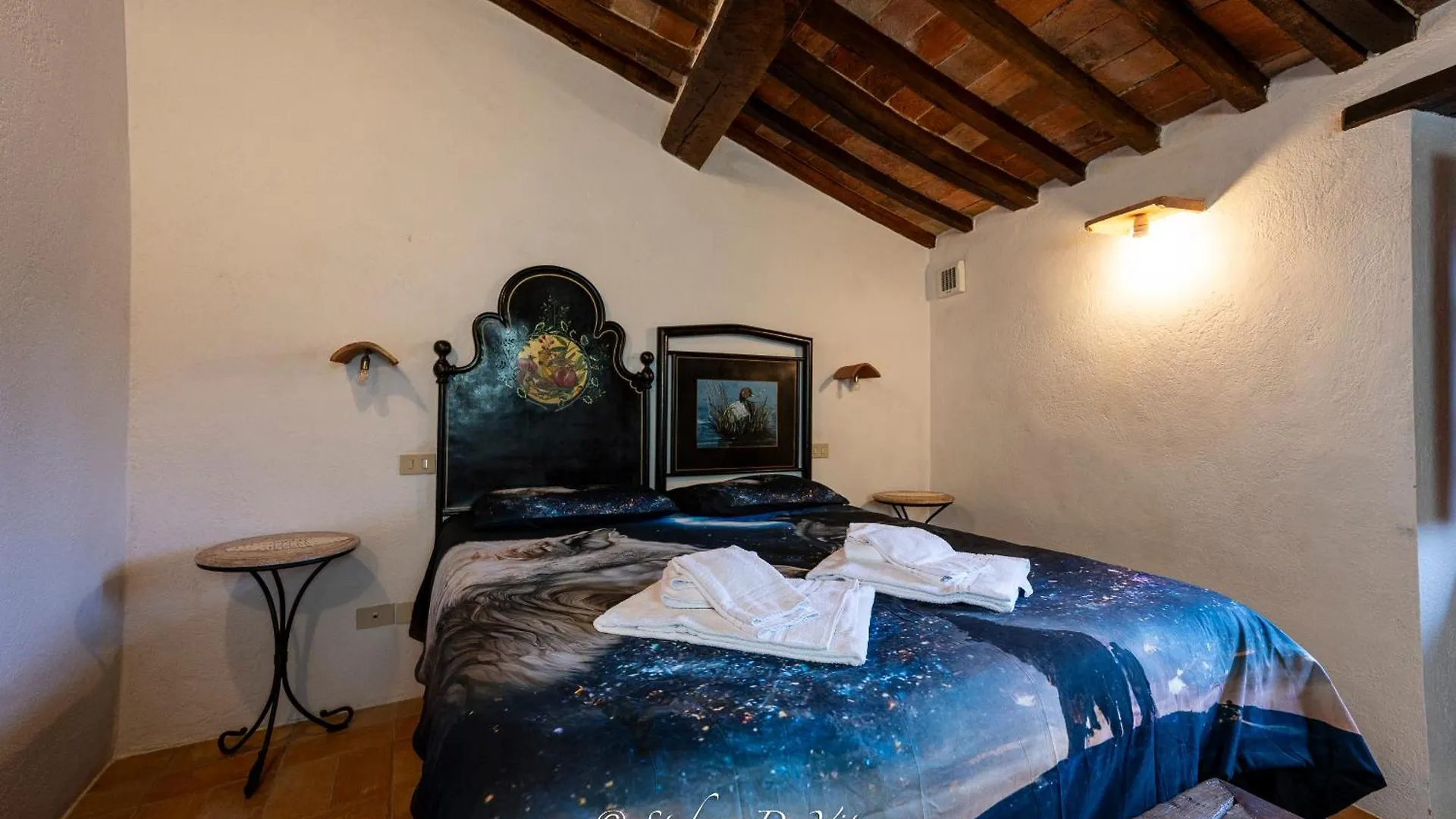 Il Borgo Del Lupo Villa Sarteano Farm stay