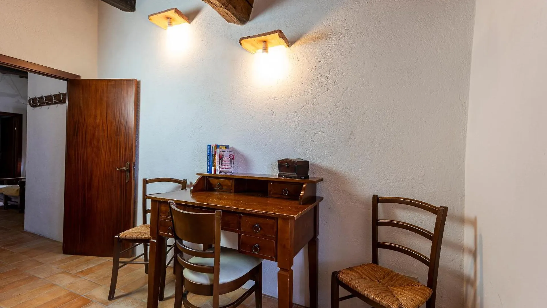 Il Borgo Del Lupo Villa Sarteano 0*,