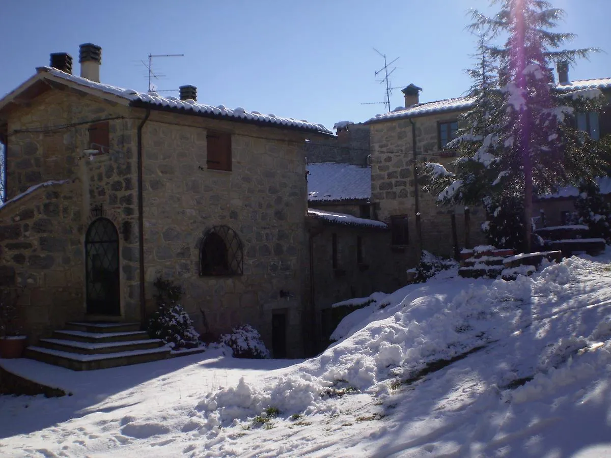 Il Borgo Del Lupo Villa Sarteano Farm stay